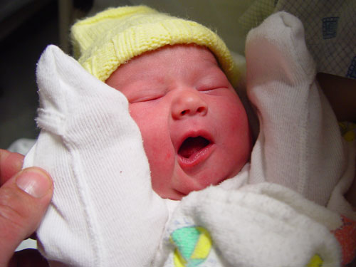 Liana Alos, age 2 hrs